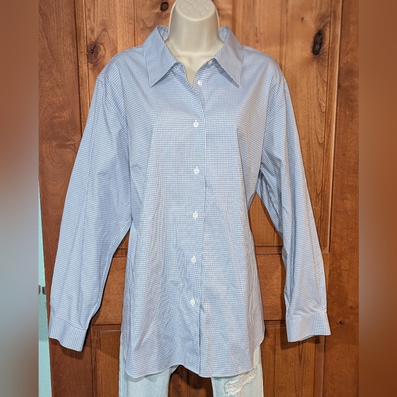 Talbots Women's Light Blue Checkered Dress Shirt - Picture 1 of 8